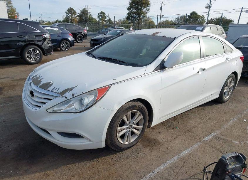 Photo 2 of 2011 Hyundai Sonata GLS (VIN 5NPEB4AC7BH109335)