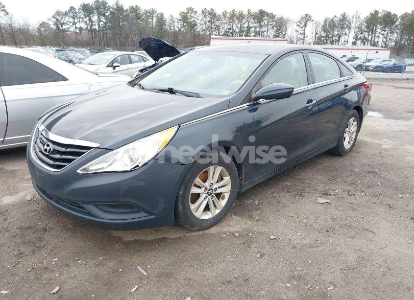 Photo 2 of 2011 Hyundai Sonata GLS (VIN 5NPEB4AC7BH113904)