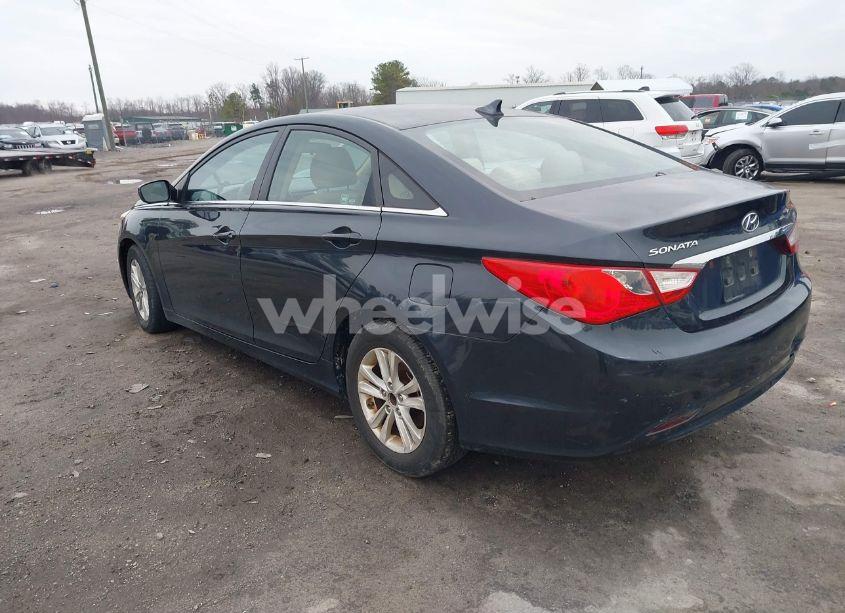 Photo 3 of 2011 Hyundai Sonata GLS (VIN 5NPEB4AC7BH113904)