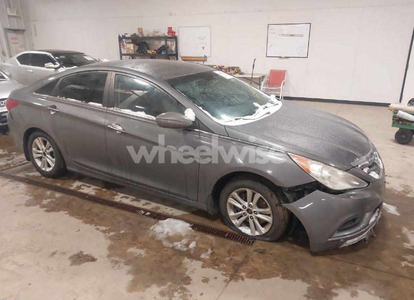 2011 Hyundai Sonata GLS (VIN 5NPEB4AC7BH124885) main photo