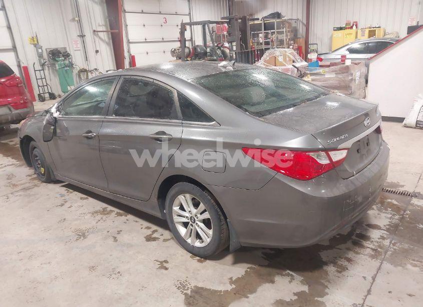 Photo 3 of 2011 Hyundai Sonata GLS (VIN 5NPEB4AC7BH124885)