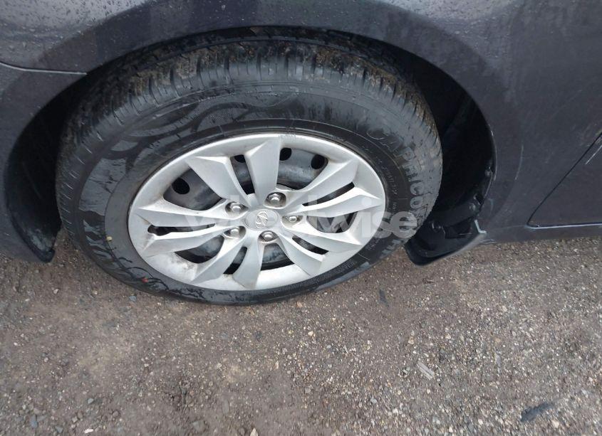 Photo 12 of 2011 Hyundai Sonata GLS (VIN 5NPEB4AC7BH168398)