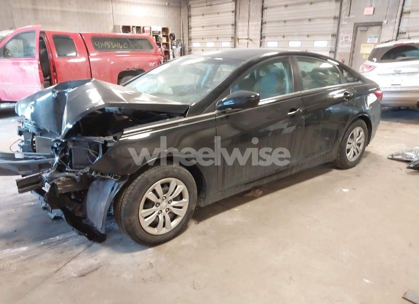 Photo 2 of 2011 Hyundai Sonata GLS (VIN 5NPEB4AC7BH182009)