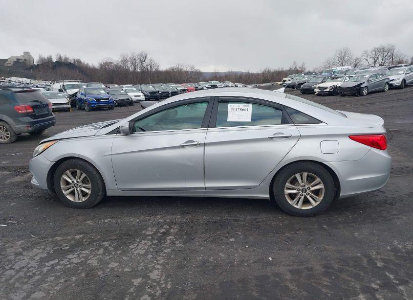 Photo 14 of 2011 Hyundai Sonata GLS (VIN 5NPEB4AC7BH219950)