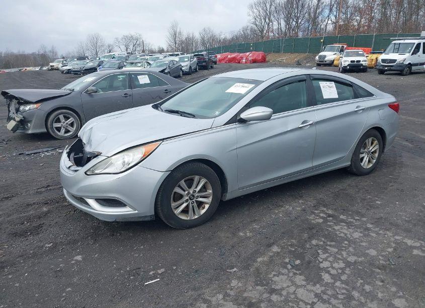Photo 2 of 2011 Hyundai Sonata GLS (VIN 5NPEB4AC7BH219950)