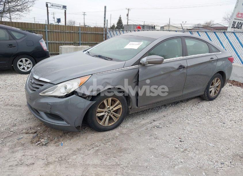 Photo 2 of 2011 Hyundai Sonata GLS (VIN 5NPEB4AC7BH226252)