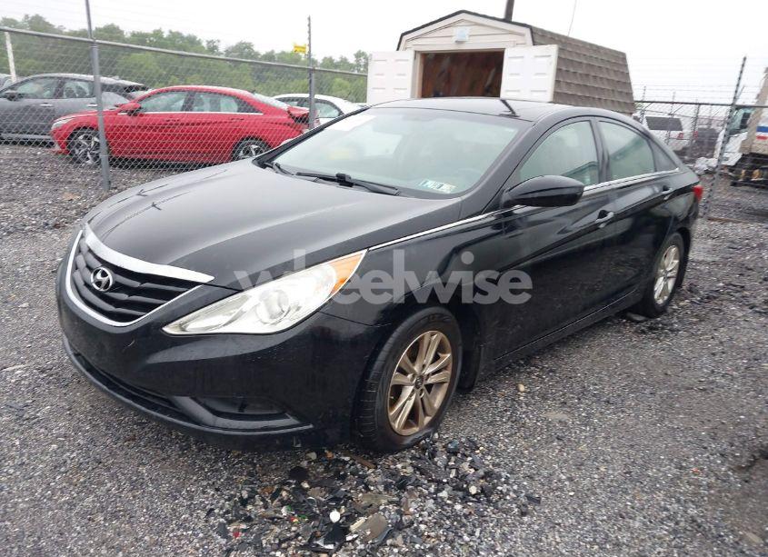 Photo 2 of 2011 Hyundai Sonata GLS (VIN 5NPEB4AC7BH308451)