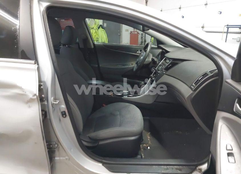 Photo 5 of 2012 Hyundai Sonata GLS (VIN 5NPEB4AC7CH325042)