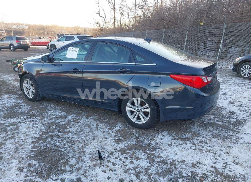 Photo 3 of 2012 Hyundai Sonata GLS (VIN 5NPEB4AC7CH349292)