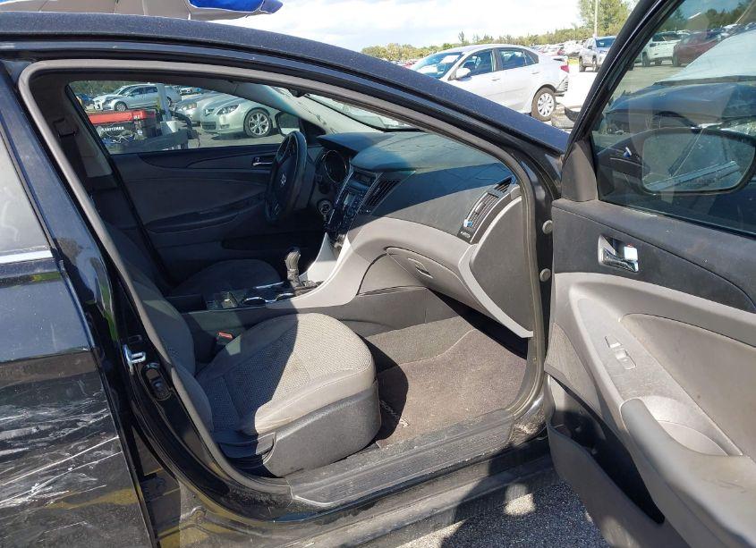 Photo 5 of 2012 Hyundai Sonata GLS (VIN 5NPEB4AC7CH380042)