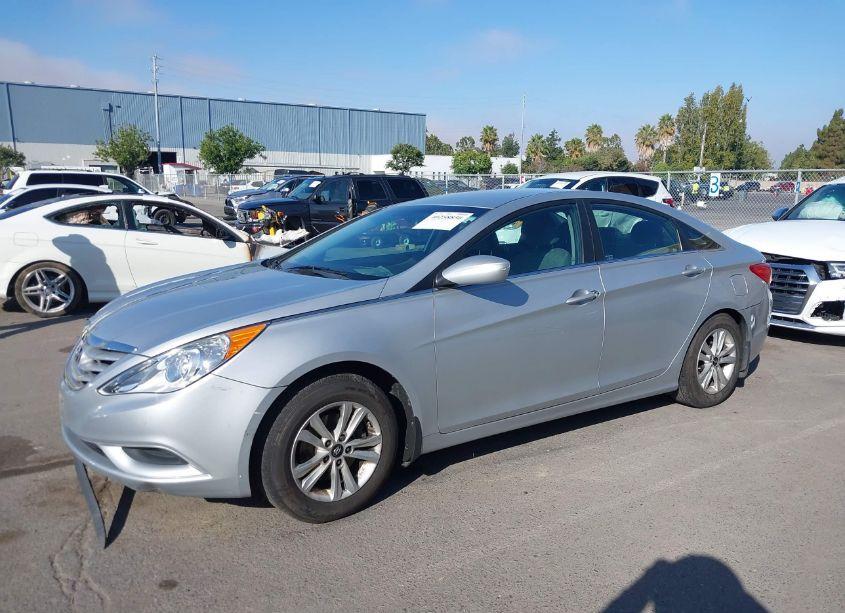 Photo 2 of 2012 Hyundai Sonata GLS (VIN 5NPEB4AC7CH399688)