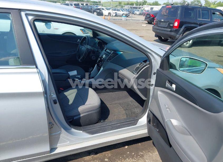 Photo 5 of 2012 Hyundai Sonata GLS (VIN 5NPEB4AC7CH424850)