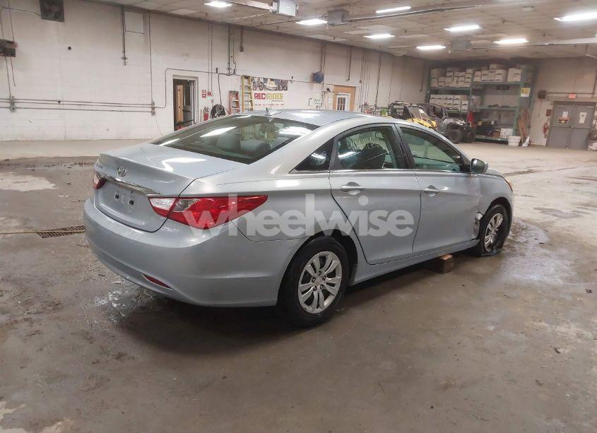 Photo 4 of 2012 Hyundai Sonata GLS (VIN 5NPEB4AC7CH465849)