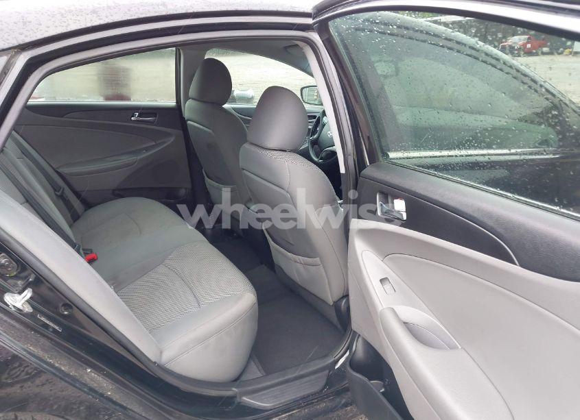 Photo 8 of 2012 Hyundai Sonata GLS (VIN 5NPEB4AC7CH474034)