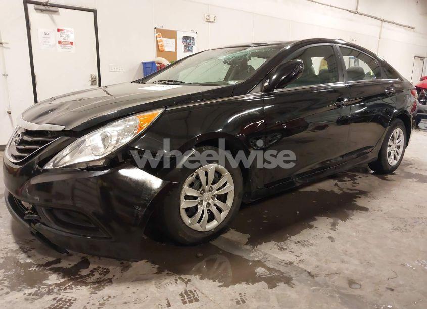 Photo 2 of 2012 Hyundai Sonata GLS (VIN 5NPEB4AC7CH476267)