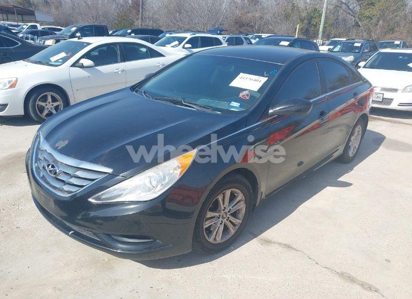 Photo 2 of 2012 Hyundai Sonata GLS (VIN 5NPEB4AC7CH480979)