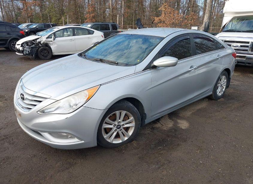 Photo 2 of 2013 Hyundai Sonata GLS (VIN 5NPEB4AC7DH504473)