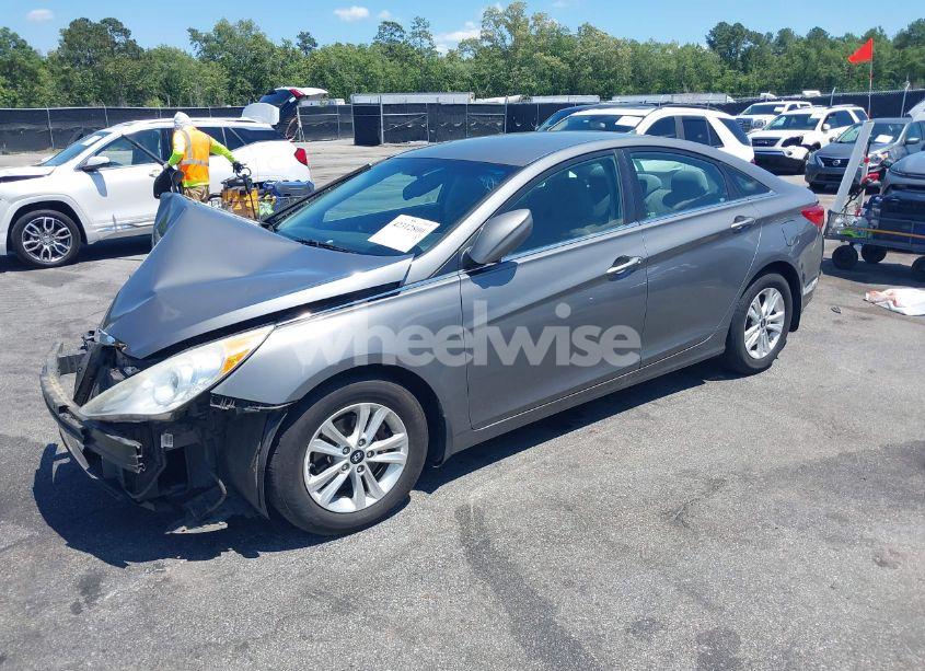 Photo 2 of 2013 Hyundai Sonata GLS (VIN 5NPEB4AC7DH519037)