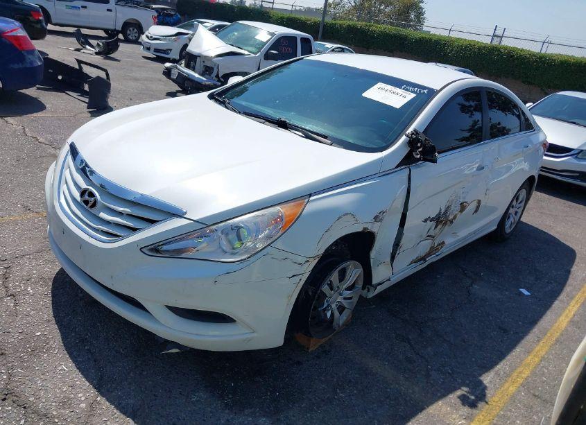 Photo 2 of 2013 Hyundai Sonata GLS (VIN 5NPEB4AC7DH519619)