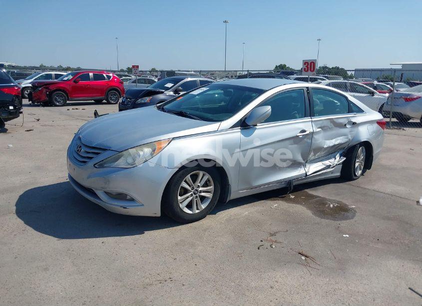 Photo 2 of 2013 Hyundai Sonata GLS (VIN 5NPEB4AC7DH576340)