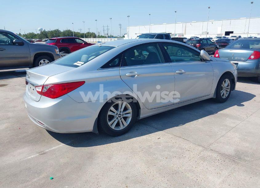 Photo 4 of 2013 Hyundai Sonata GLS (VIN 5NPEB4AC7DH576340)