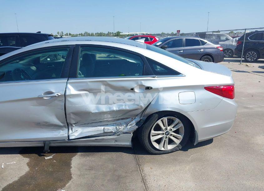 Photo 6 of 2013 Hyundai Sonata GLS (VIN 5NPEB4AC7DH576340)