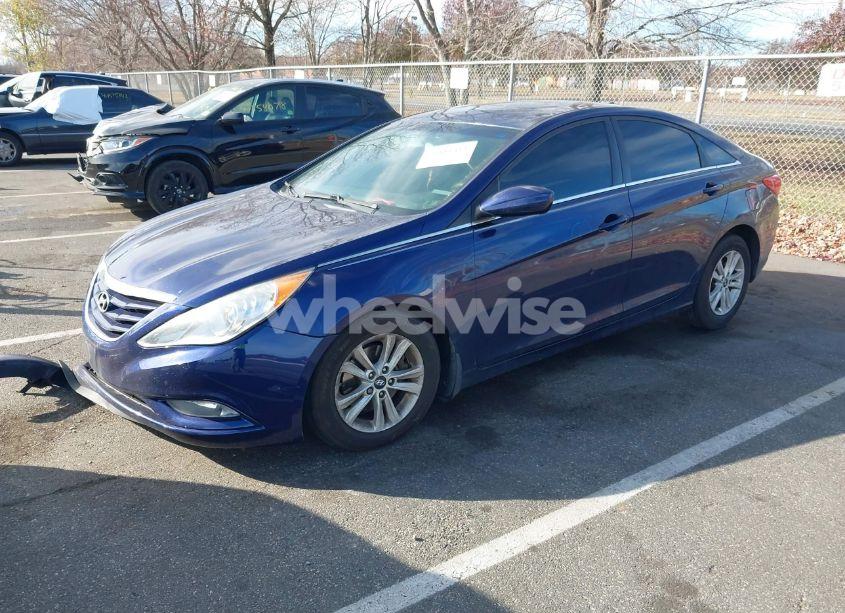 Photo 2 of 2013 Hyundai Sonata GLS (VIN 5NPEB4AC7DH593557)