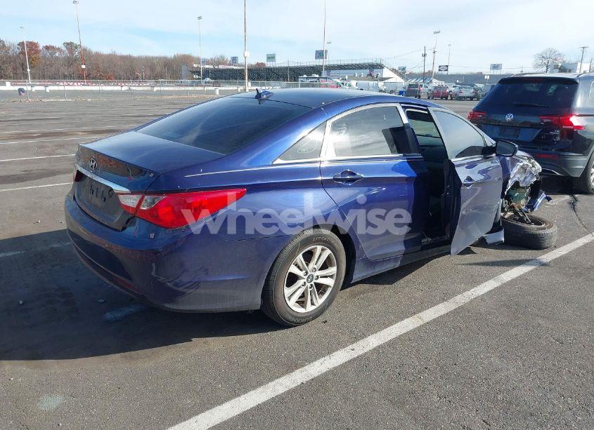 Photo 4 of 2013 Hyundai Sonata GLS (VIN 5NPEB4AC7DH593557)