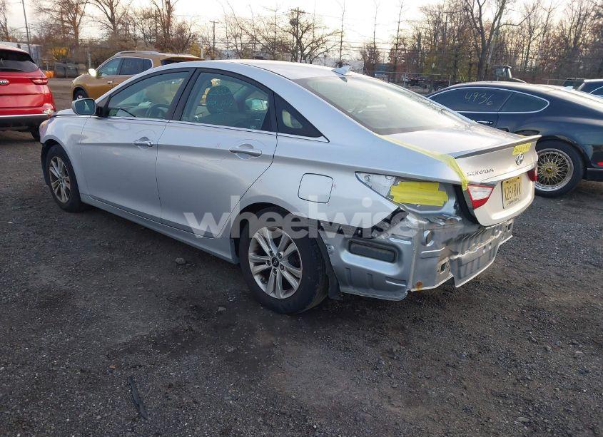 Photo 3 of 2013 Hyundai Sonata GLS (VIN 5NPEB4AC7DH595597)