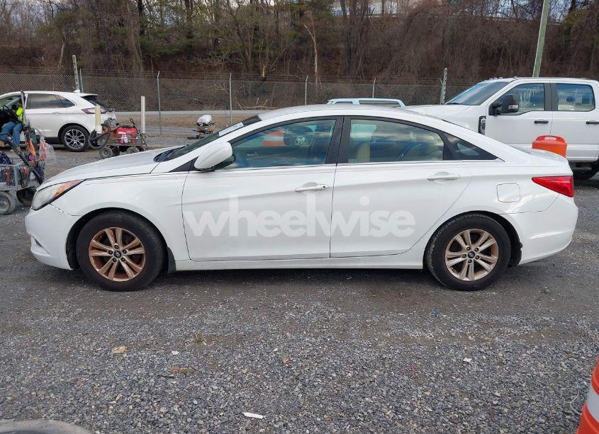 Photo 14 of 2013 Hyundai Sonata GLS (VIN 5NPEB4AC7DH616075)