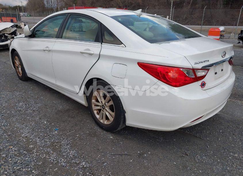 Photo 3 of 2013 Hyundai Sonata GLS (VIN 5NPEB4AC7DH616075)