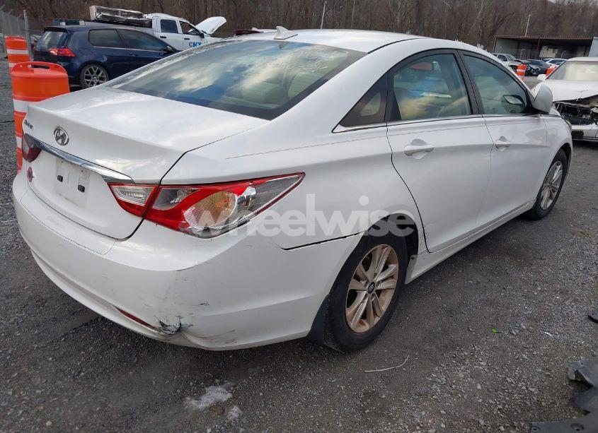 Photo 4 of 2013 Hyundai Sonata GLS (VIN 5NPEB4AC7DH616075)