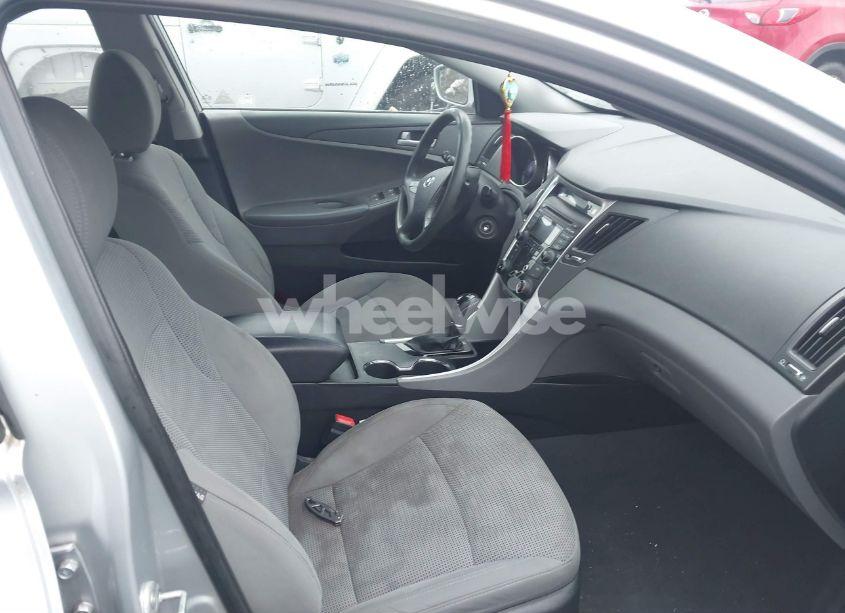 Photo 5 of 2013 Hyundai Sonata GLS (VIN 5NPEB4AC7DH617727)