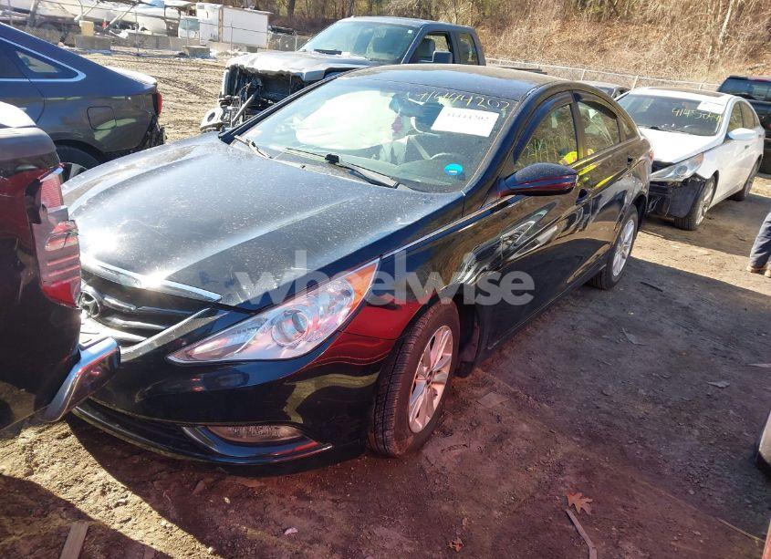Photo 2 of 2013 Hyundai Sonata GLS (VIN 5NPEB4AC7DH618764)