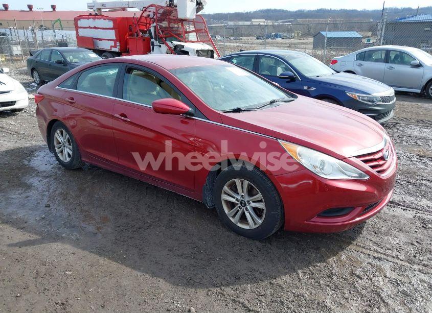 2013 Hyundai Sonata GLS (VIN 5NPEB4AC7DH627240) main photo