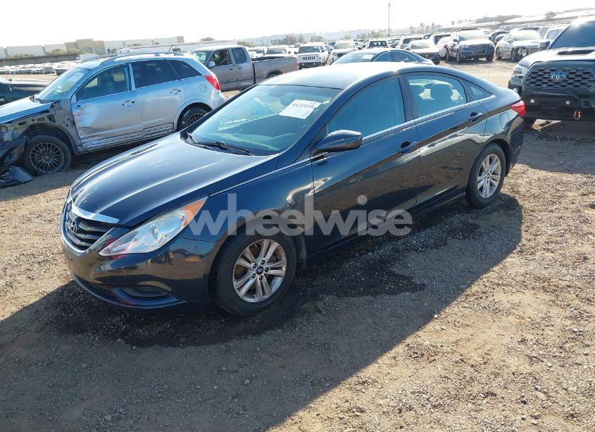 Photo 2 of 2013 Hyundai Sonata GLS (VIN 5NPEB4AC7DH632793)