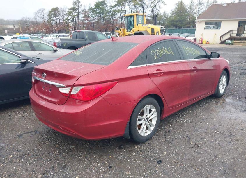 Photo 4 of 2013 Hyundai Sonata GLS (VIN 5NPEB4AC7DH645866)