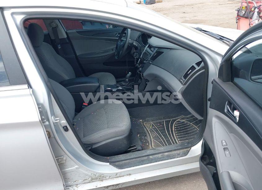 Photo 5 of 2013 Hyundai Sonata GLS (VIN 5NPEB4AC7DH676972)