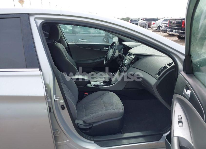 Photo 5 of 2013 Hyundai Sonata GLS (VIN 5NPEB4AC7DH677751)