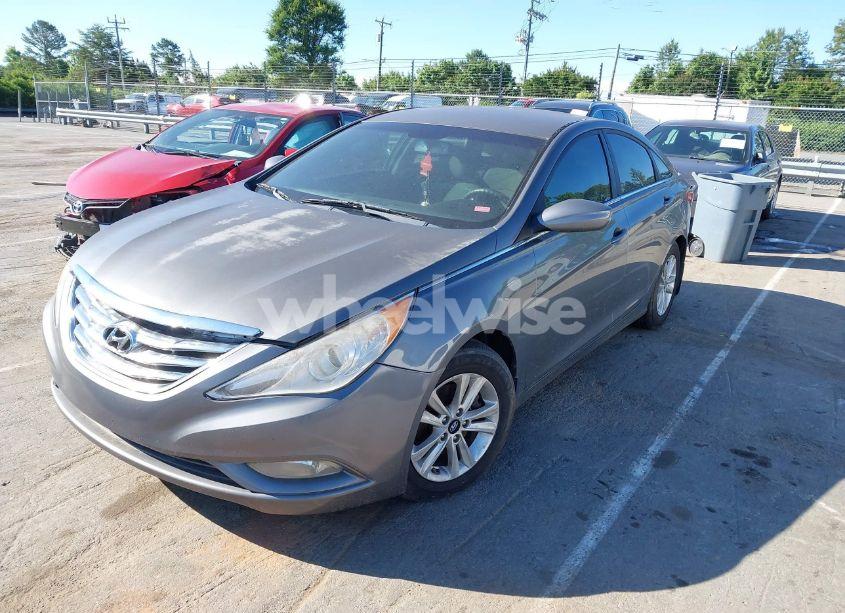 Photo 2 of 2013 Hyundai Sonata GLS (VIN 5NPEB4AC7DH681654)