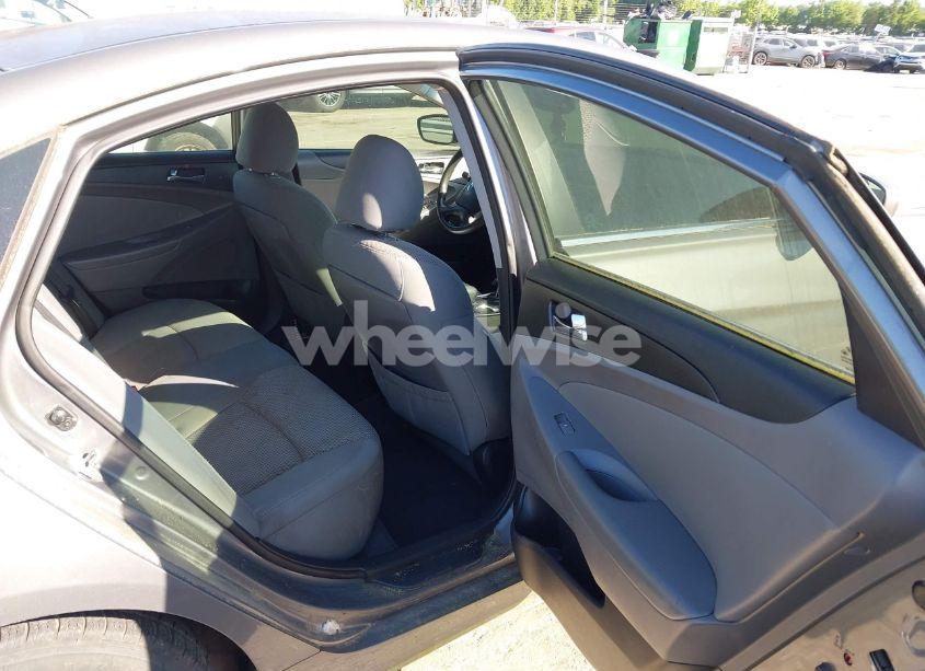 Photo 8 of 2013 Hyundai Sonata GLS (VIN 5NPEB4AC7DH681654)