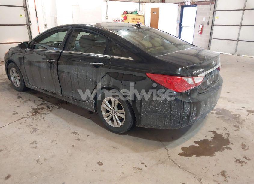 Photo 3 of 2013 Hyundai Sonata GLS (VIN 5NPEB4AC7DH736880)