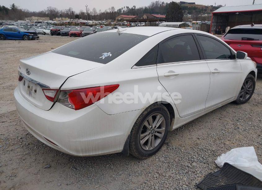 Photo 4 of 2013 Hyundai Sonata GLS (VIN 5NPEB4AC7DH742601)