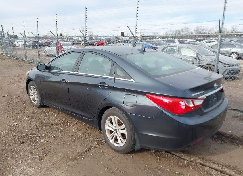 Photo 3 of 2013 Hyundai Sonata GLS (VIN 5NPEB4AC7DH753646)