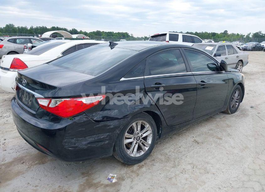 Photo 4 of 2013 Hyundai Sonata GLS (VIN 5NPEB4AC7DH773914)