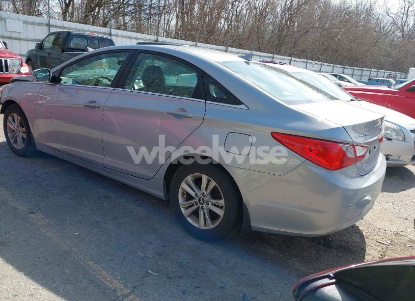 Photo 3 of 2013 Hyundai Sonata GLS (VIN 5NPEB4AC7DH789028)