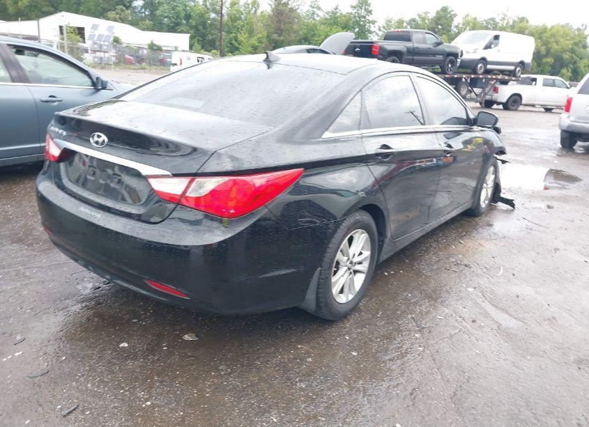 Photo 4 of 2013 Hyundai Sonata GLS (VIN 5NPEB4AC7DH808712)