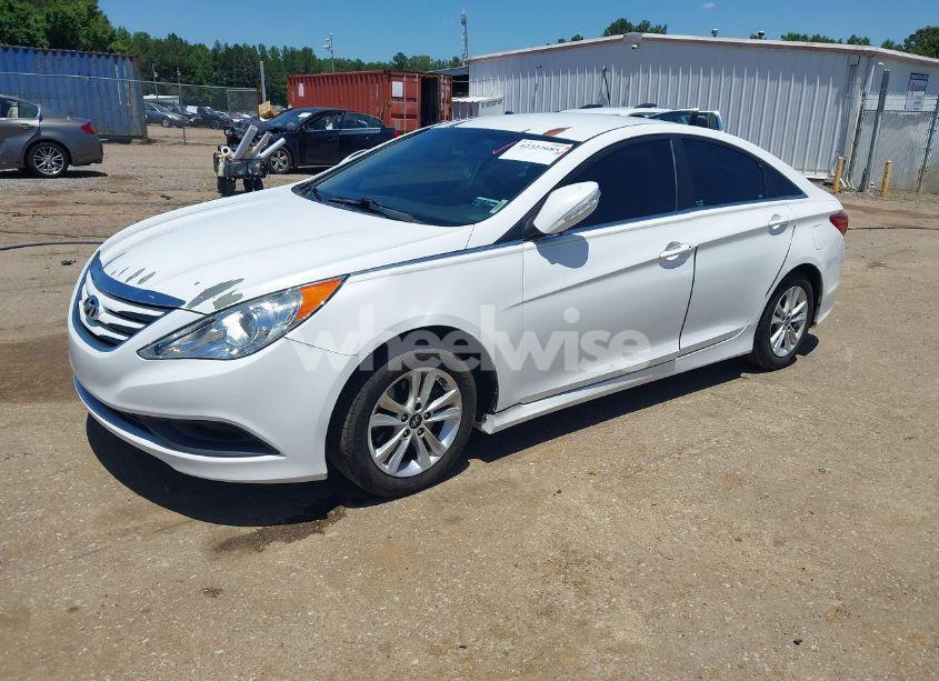 Photo 2 of 2014 Hyundai Sonata GLS (VIN 5NPEB4AC7EH922212)