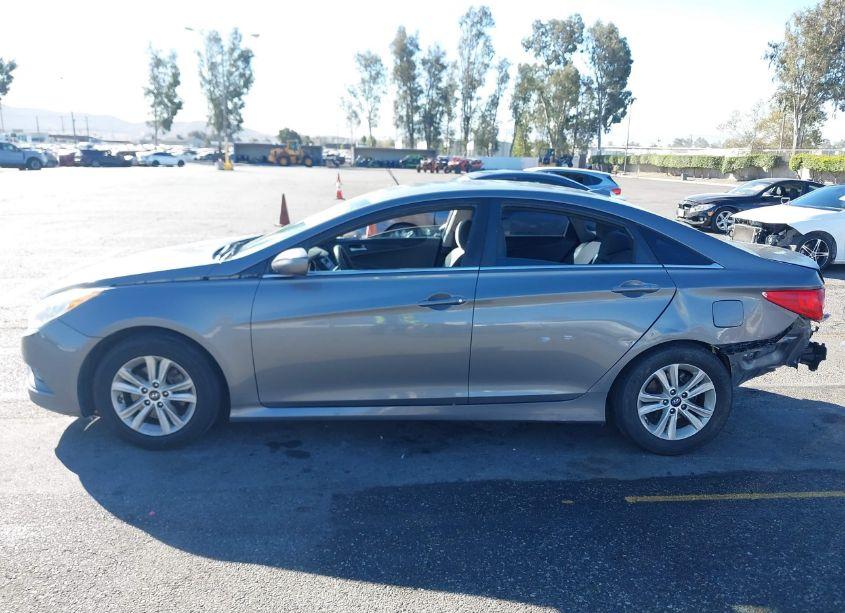Photo 15 of 2014 Hyundai Sonata GLS (VIN 5NPEB4AC7EH927975)