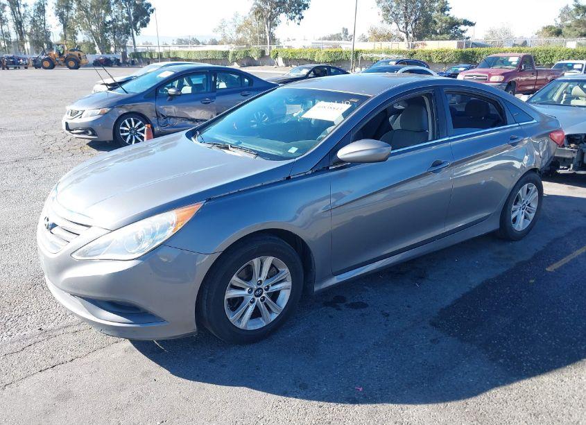Photo 2 of 2014 Hyundai Sonata GLS (VIN 5NPEB4AC7EH927975)